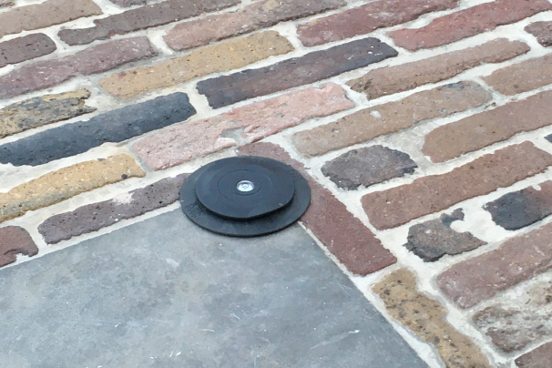 Ancrage au sol sur terrasse