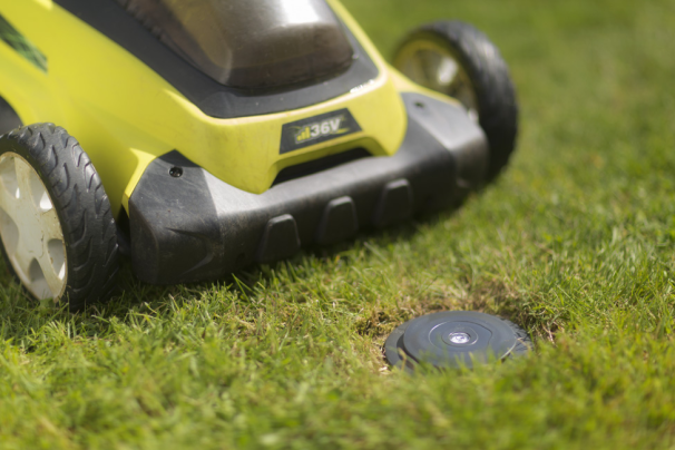 ancrage au sol compatible tondeuse